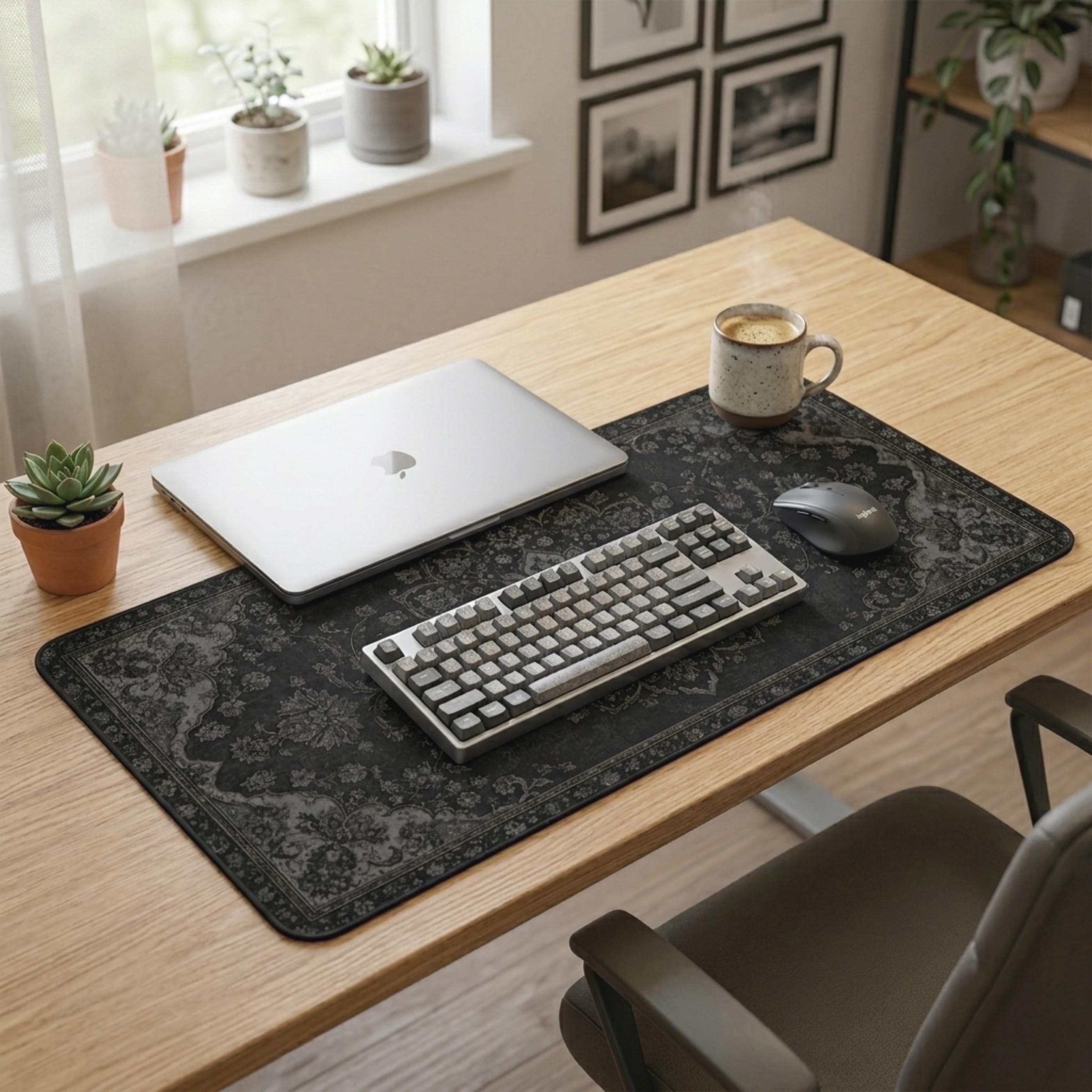 Tapete de Mesa Preto, Almofada - Desk Setup Dark avaliação e preço